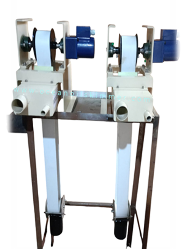 Oil Skimmer for waste water ETP, STP Applications